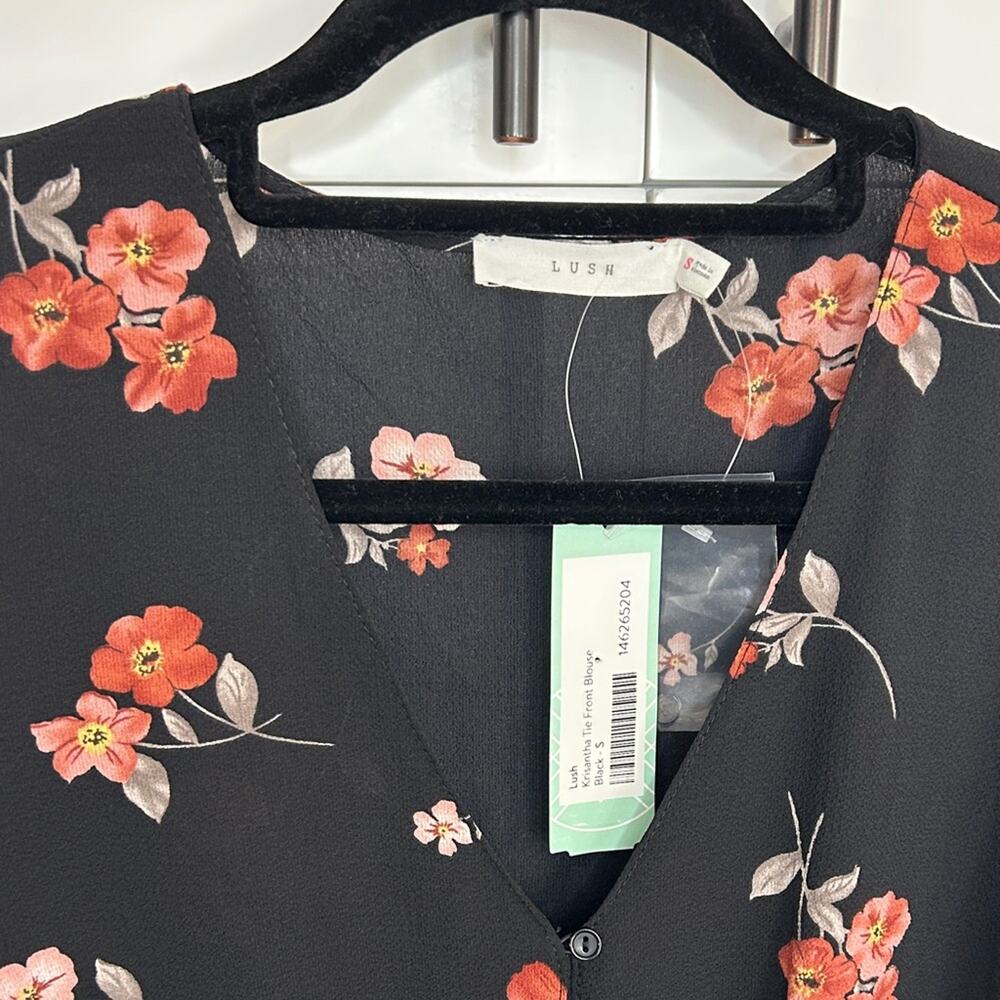 Lush Krisantha Floral Tie Front Blouse Black - S - NWT - Picture 2 of 5
